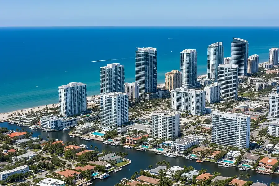 Fort Lauderdale Real Estate Investment: Residential & Commercial Opportunities