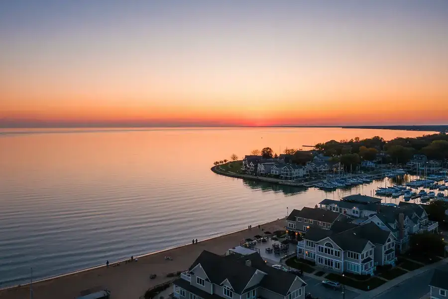 Waterfront Living and Commercial Growth Along Lake Erie's Shore