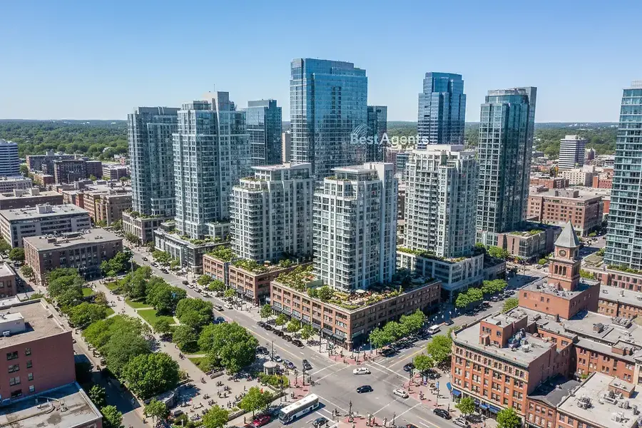 Waltham Real Estate Market: Balancing Commercial Growth with Residential Appeal