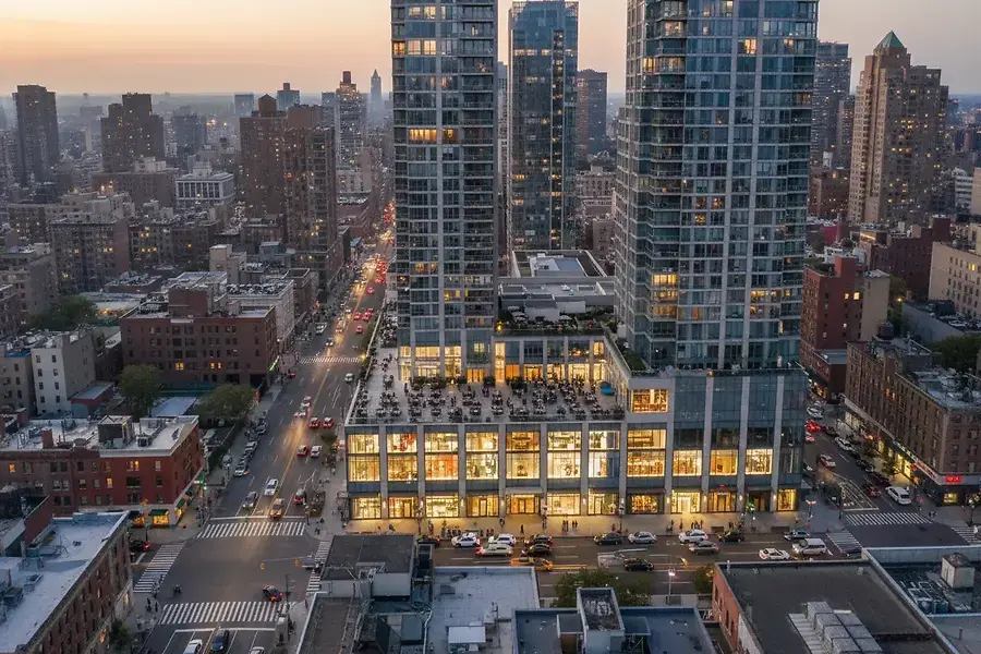 New York Mixed-Use Properties: Investment Opportunities for 2025
