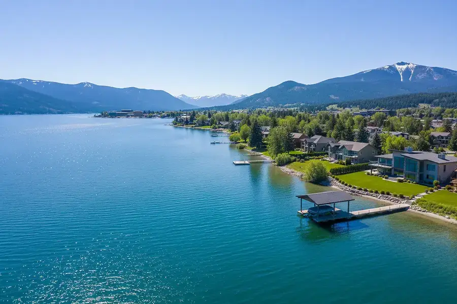 Polson Real Estate Market: Balancing Waterfront Dreams with Smart Investment