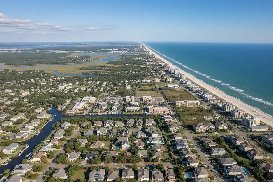 Waterfront and Inland Properties: Finding Your Perfect South Carolina Coastal Investment