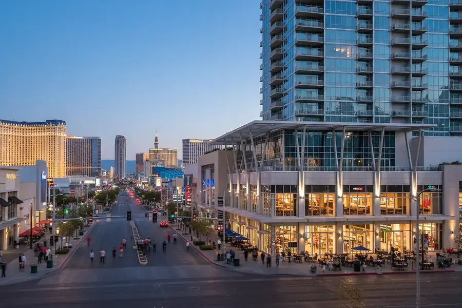 Maximizing Returns: Mixed-Use Real Estate Investments in Las Vegas