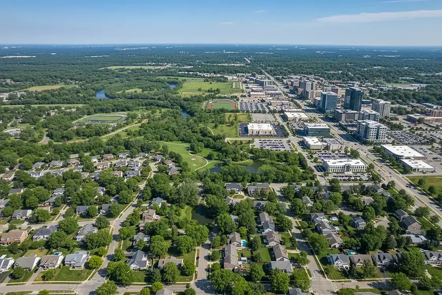 Strongsville Real Estate Market: Balancing Commercial and Residential Growth