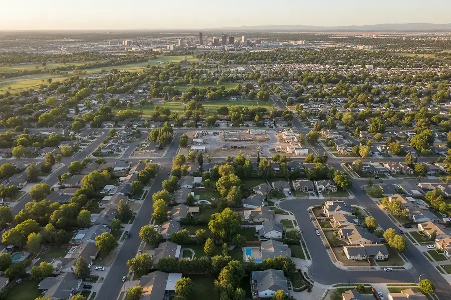 Navigating Porterville's Residential Market: A Complete Buyer's Guide