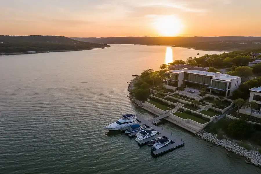 Luxury Waterfront Homes: Canyon Lake and Boerne's Premier Properties
