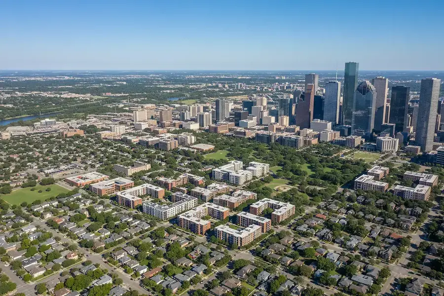 Houston Real Estate Market Trends: Opportunities for Buyers and Investors