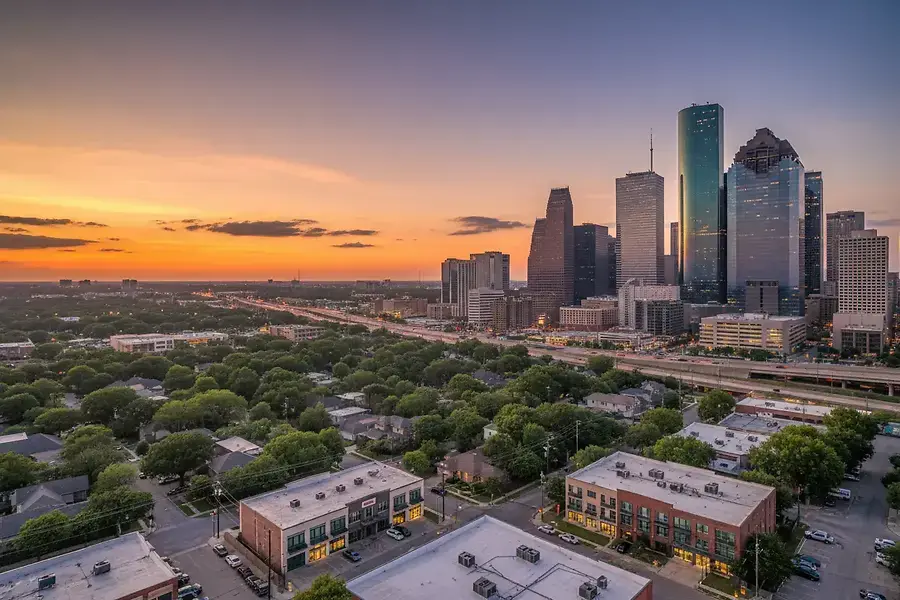 Houston Real Estate Investment Guide: Commercial and Residential Opportunities