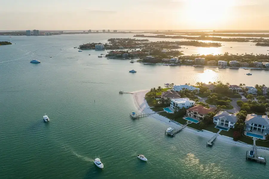 Waterfront Investment Opportunities in Sarasota's Premier Neighborhoods