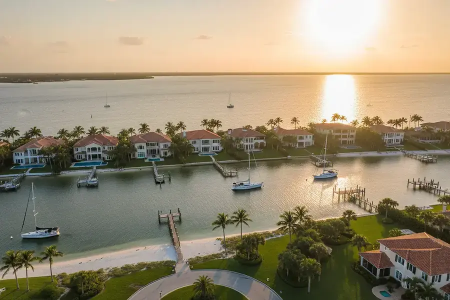 The Complete Guide to Buying Waterfront Properties in Sarasota
