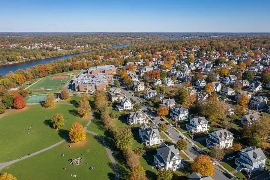 Nashua's Best Neighborhoods: A Residential Buyer's Complete Guide