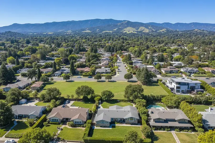 Los Altos Home Buyer's Guide: Neighborhoods and Market Trends
