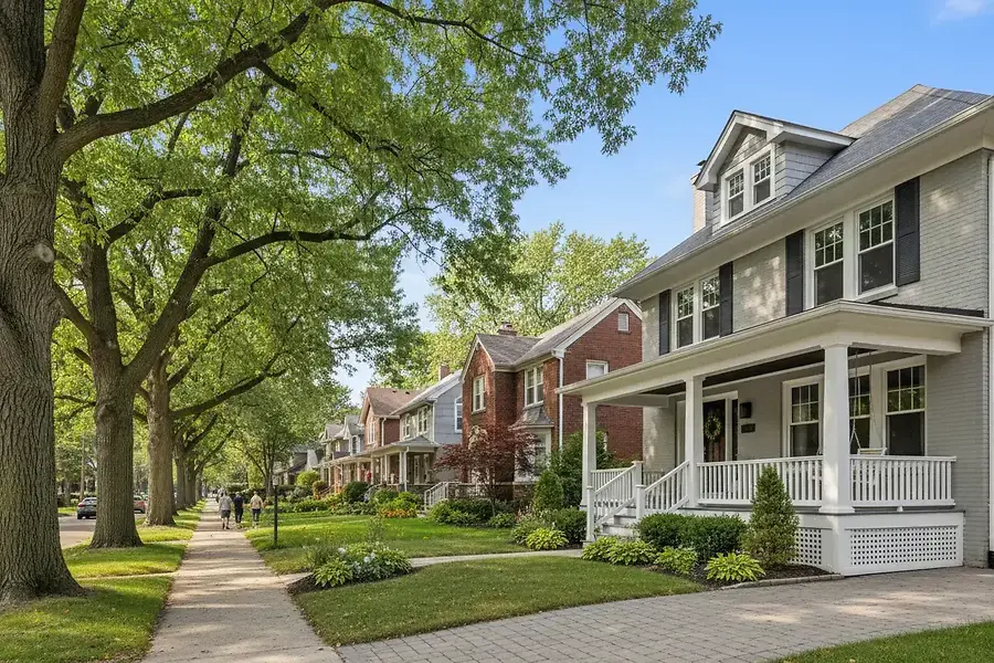 Park Ridge Home Values: What Drives Prices in Your Neighborhood