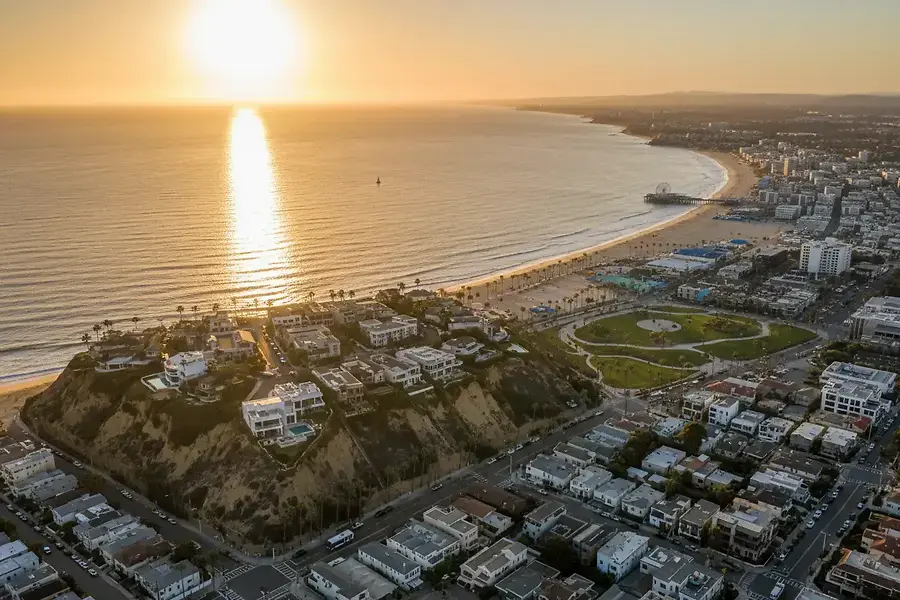 Finding Your Perfect Coastal Home in Southern California's Premier Neighborhoods