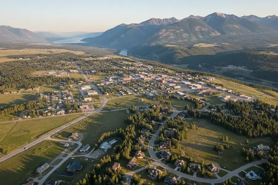 Flathead Valley Real Estate Market: Neighborhoods Beyond the Lake