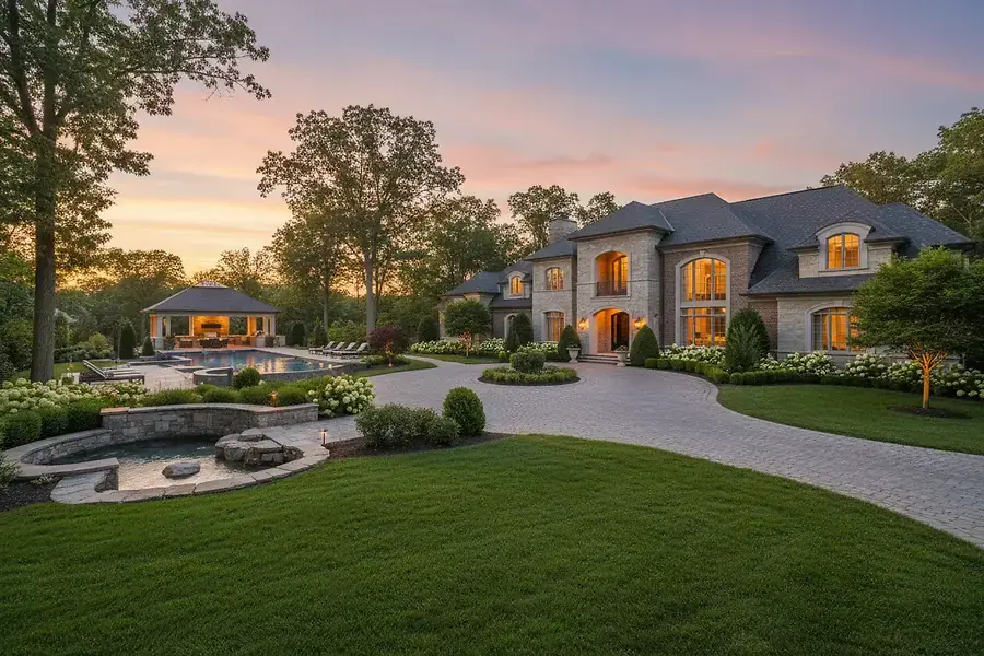 Luxury Home Market Trends Across Western DuPage County Suburbs